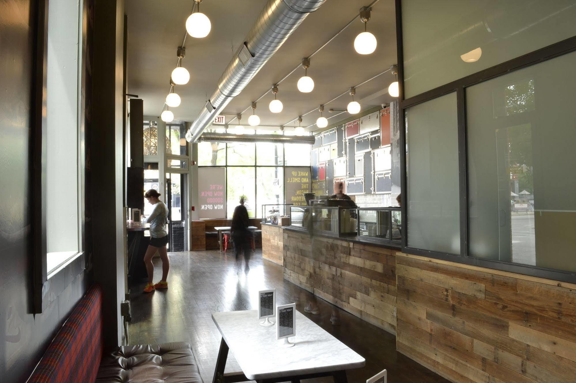 Holiday Jones Hostel Chicago Ngoại thất bức ảnh